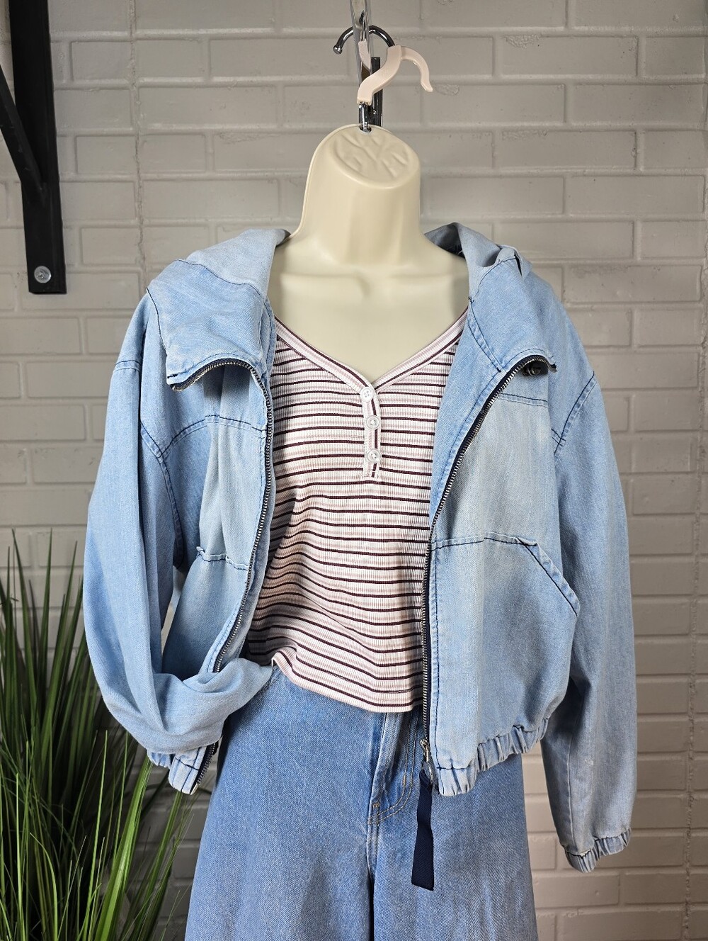 Ashley Vintage Chambray Cropped Hooded Jacket
